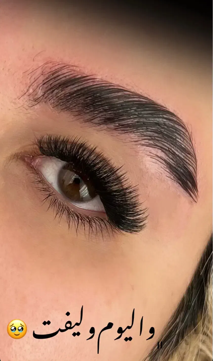 اکستنشن مژه کاشت اولیه ۴۰۰ترمیم ۳۵۰|خدمات آرایشگری و زیبایی|کرمانشاه, |دیوار