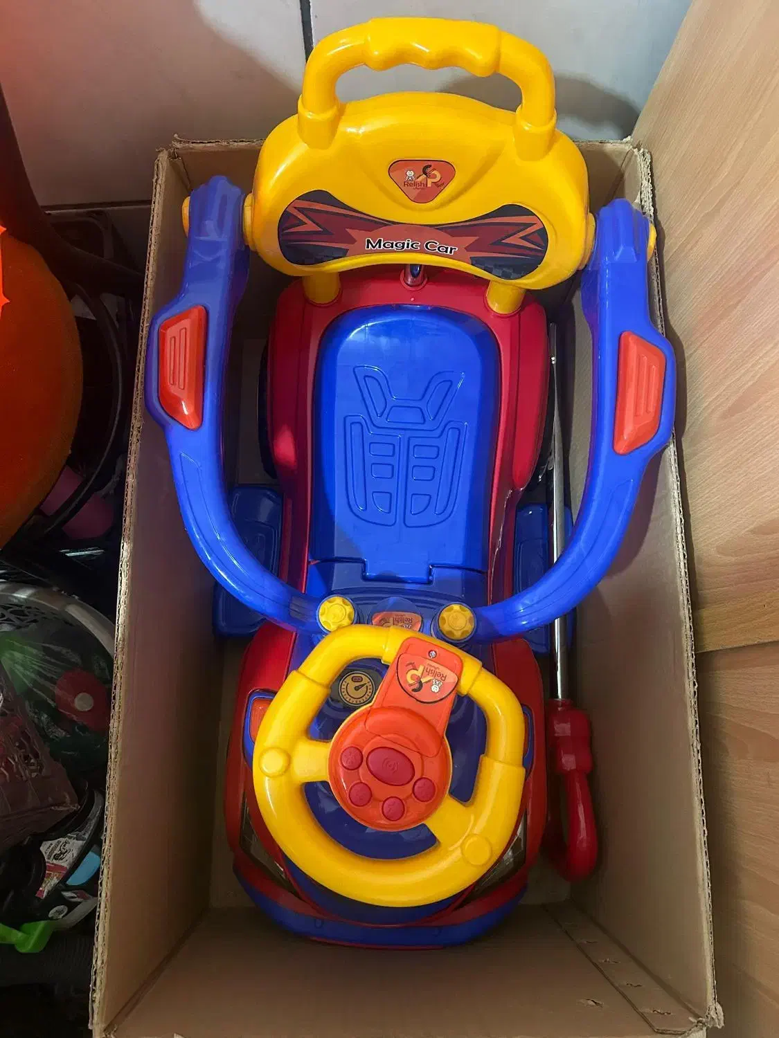 ماشین کودک و صندلی ماشین کودک|اسباب‌بازی بچه|مرودشت, ژیان|دیوار