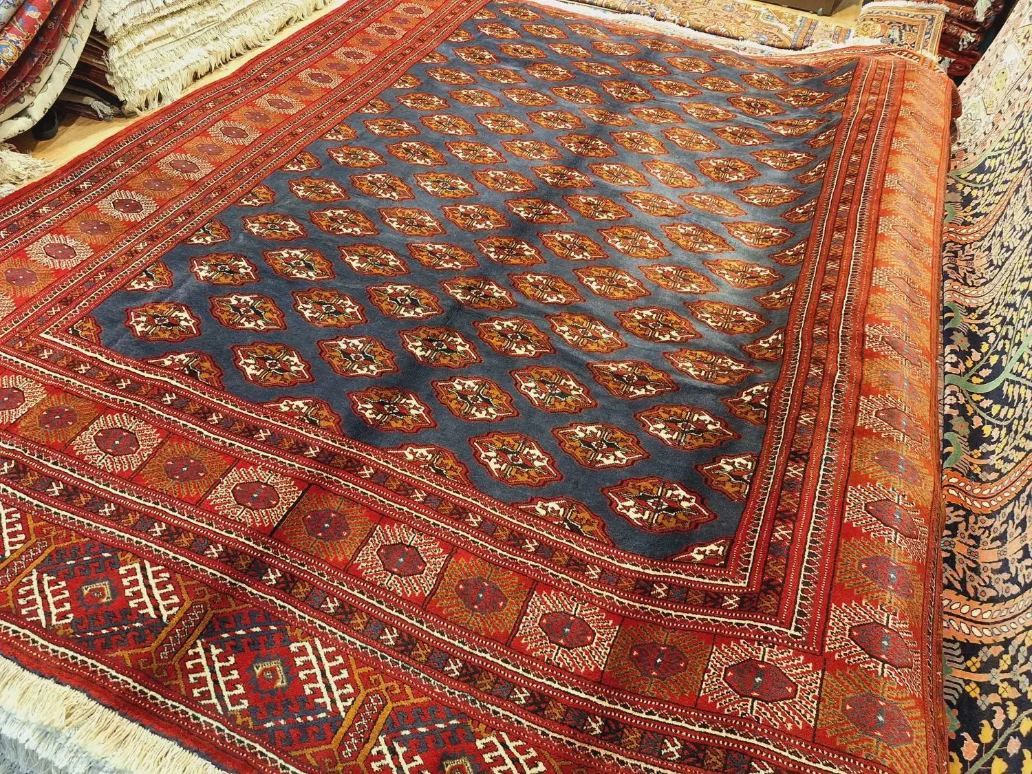 ۹متری دستباف ترکمن رنگ خاص|فرش|تهران, اکباتان|دیوار