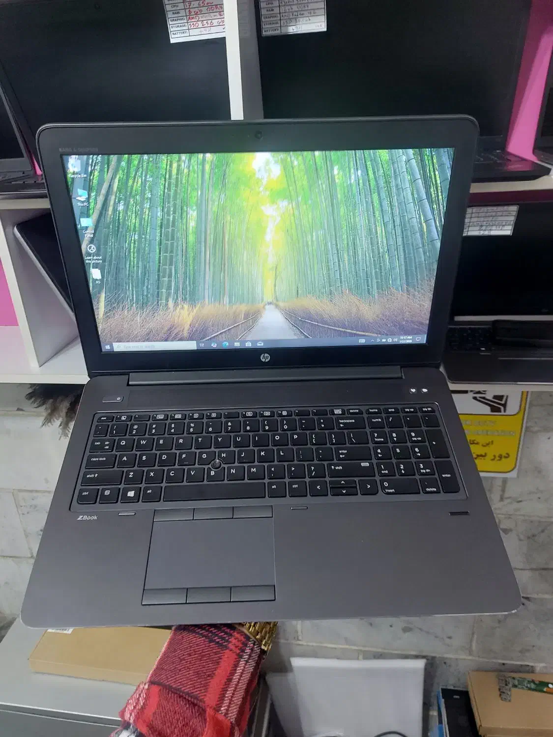 i7 6700HQ RAM8 SSD256 AMD2GB طراحی رندر گیم تدوین|رایانه همراه|کرج, گلشهر|دیوار