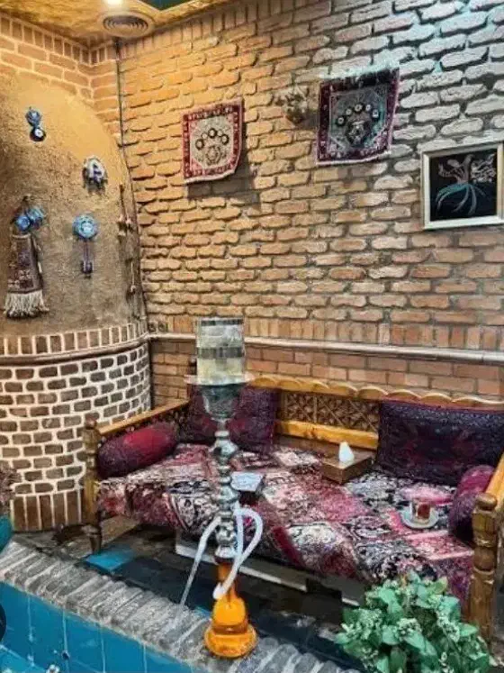 منقلچی کافه رستوران|استخدام خدمات فروشگاه و رستوران|قم, شهرک قدس|دیوار