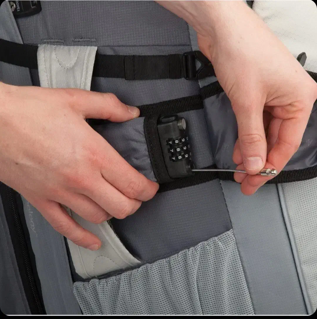 کوله پشتی حرفه ای نامینوس|کوهنوردی و کمپینگ|اصفهان, جلفا|دیوار