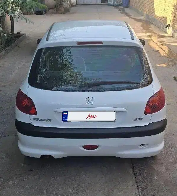 پژو ۲۰۶ تیپ ۲ مدل ۹۸|خودرو سواری و وانت|تهران, منصوریه منگل|دیوار