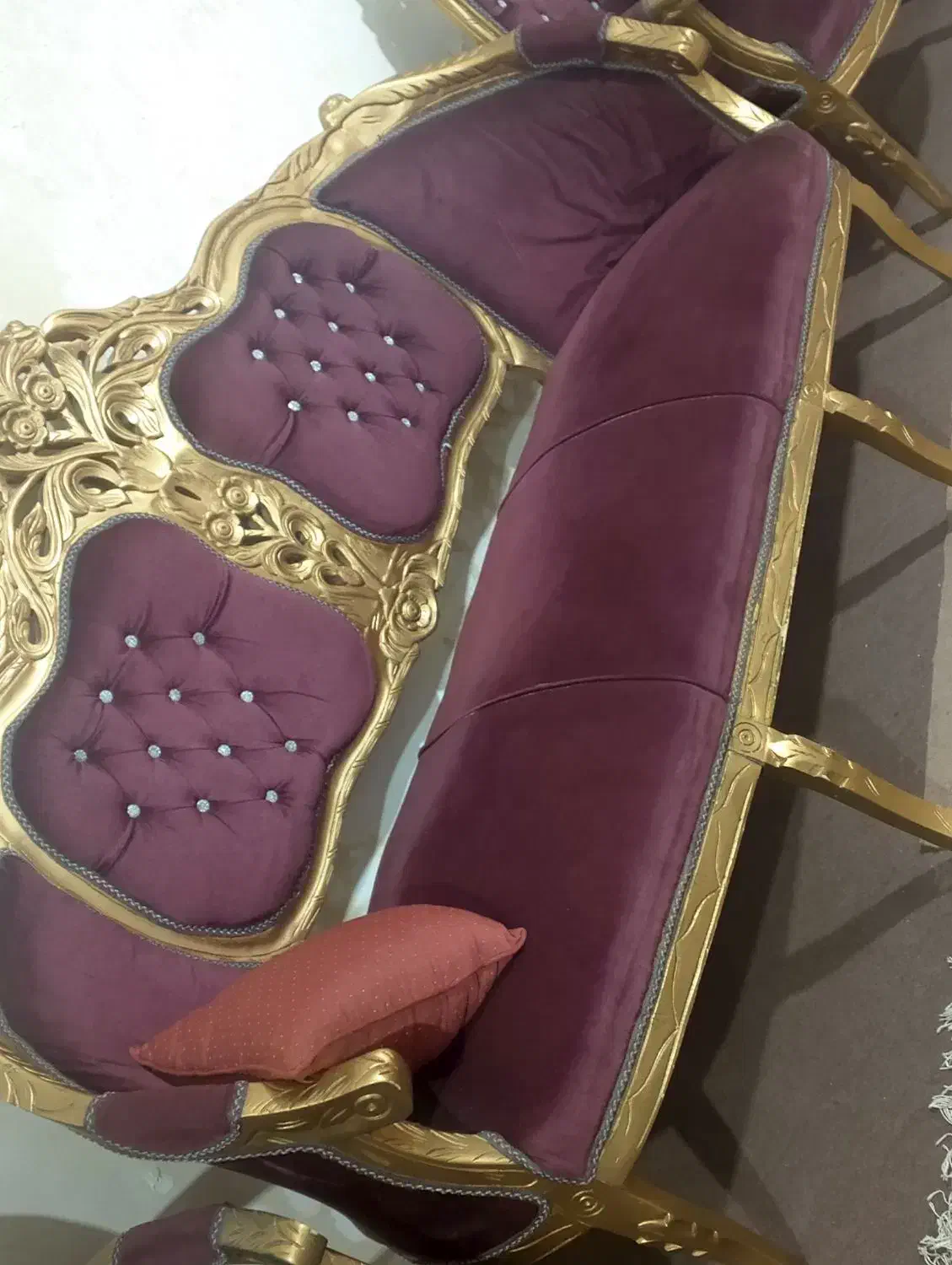 مبل هفت نفره همراه میزعسلی|مبلمان خانگی و میز عسلی|بندر امام خمینی, |دیوار