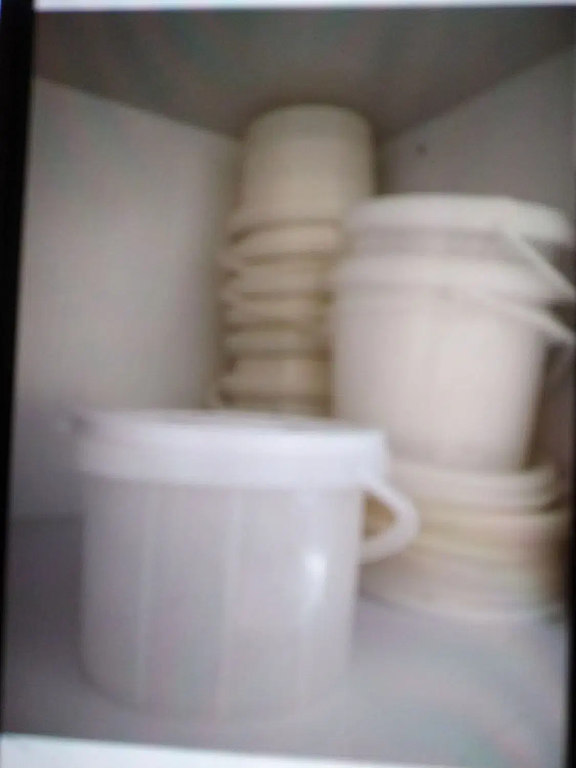 تعدادی مناسب ترشی و رب سالم در حد نو|ظروف نگهدارنده، پلاستیکی، یکبارمصرف|قم, بنیاد|دیوار