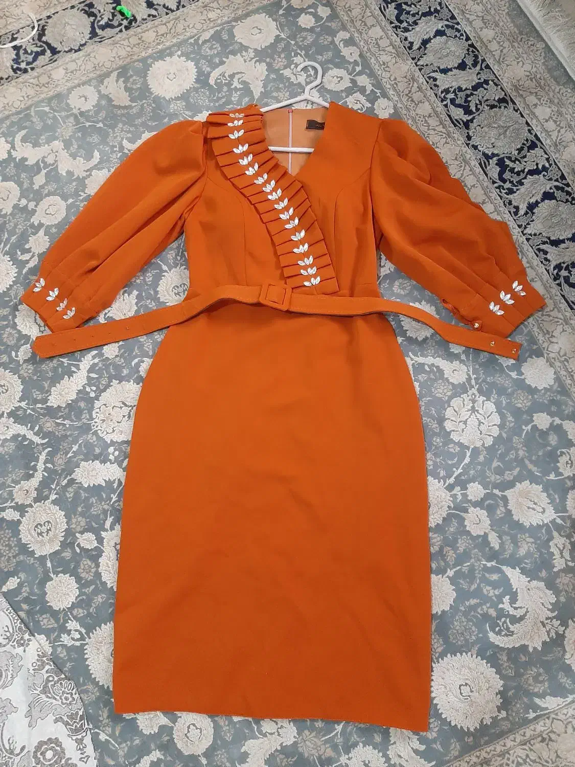 لباس مجلسی|لباس|هشتگرد, شهرک مهستان ۱|دیوار