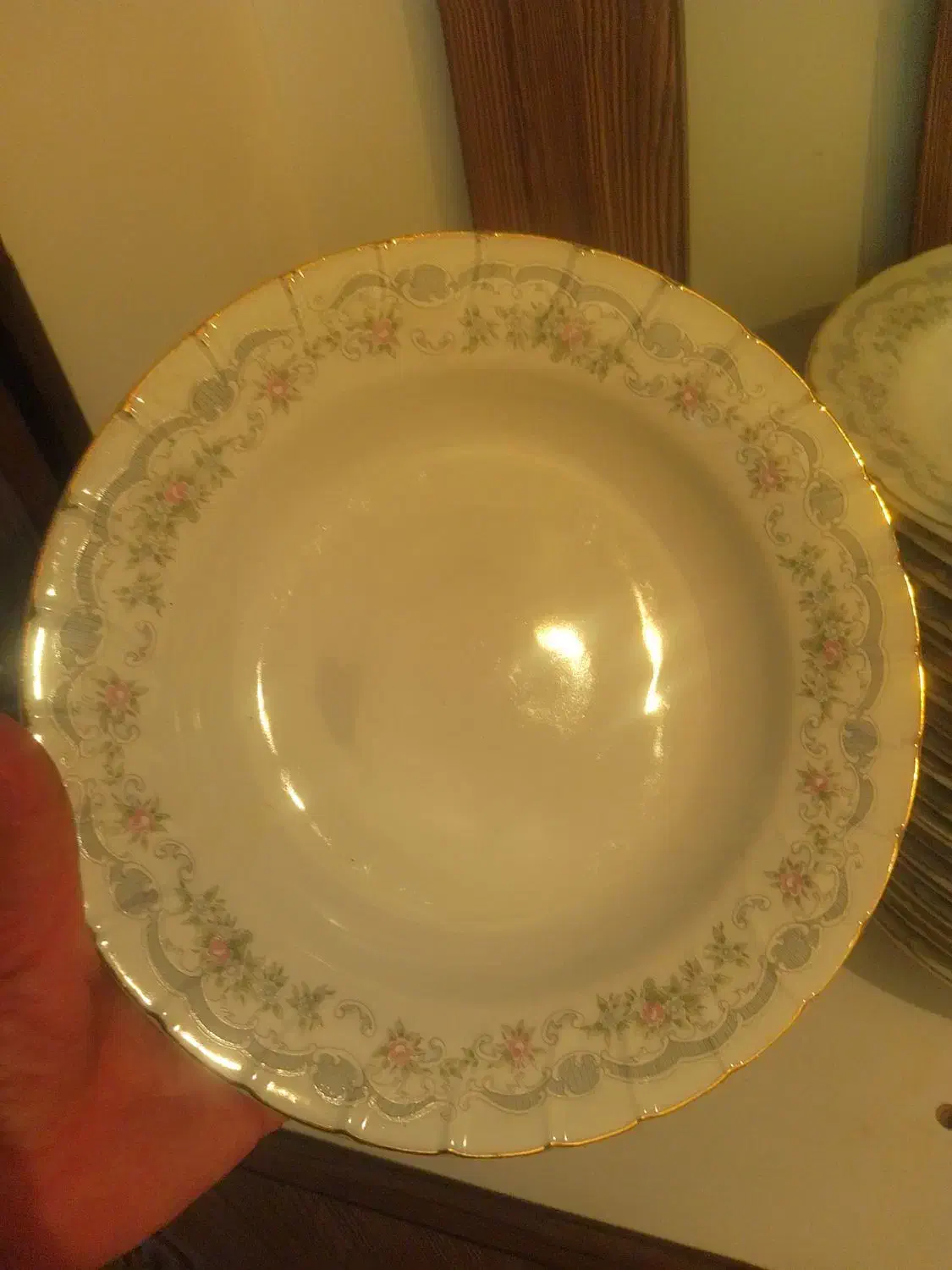 بشقاب چینی مرجان در حد نو|ظروف سرو و پذیرایی|ارومیه, |دیوار