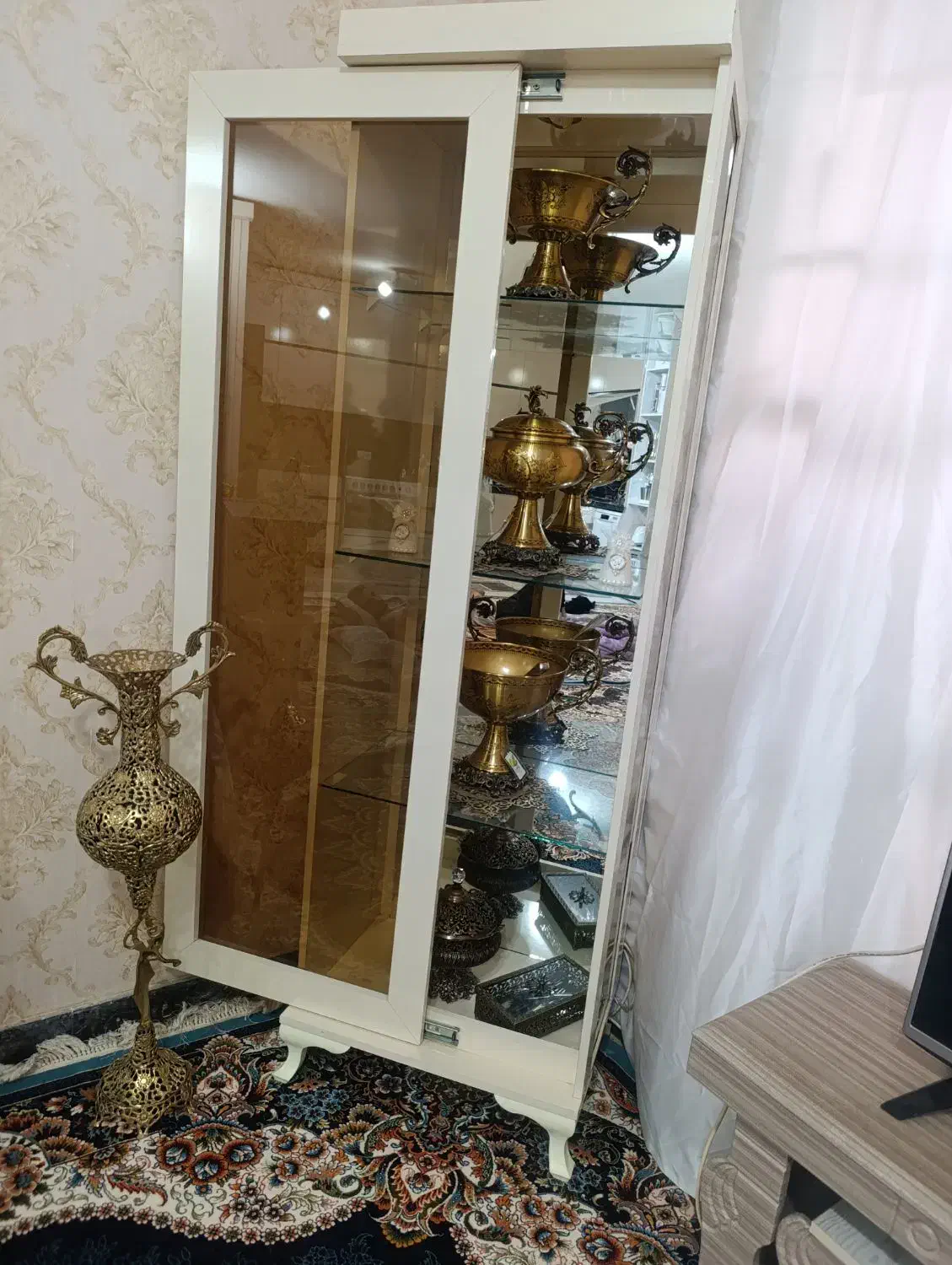 گنجه و جاکفشی|بوفه، ویترین، کنسول|تربت‌حیدریه, ترمینال|دیوار