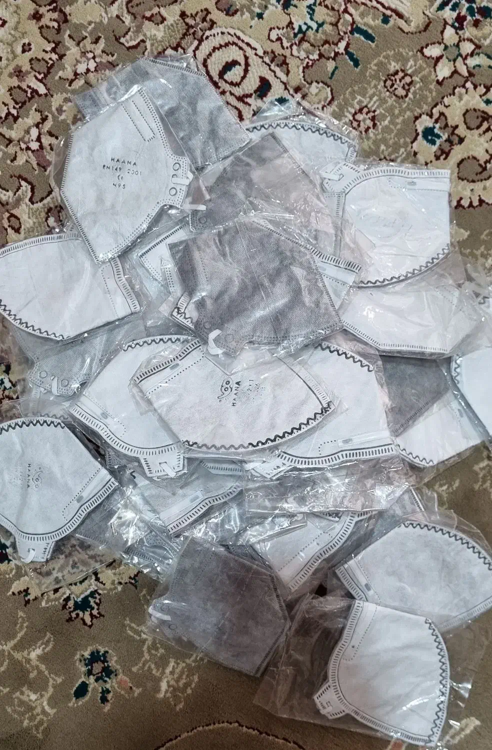 ماسک سوپاپ دار و دستکش استادکار|آرایشی، بهداشتی، درمانی|تربتحیدریه, کلاته توکلی|دیوار