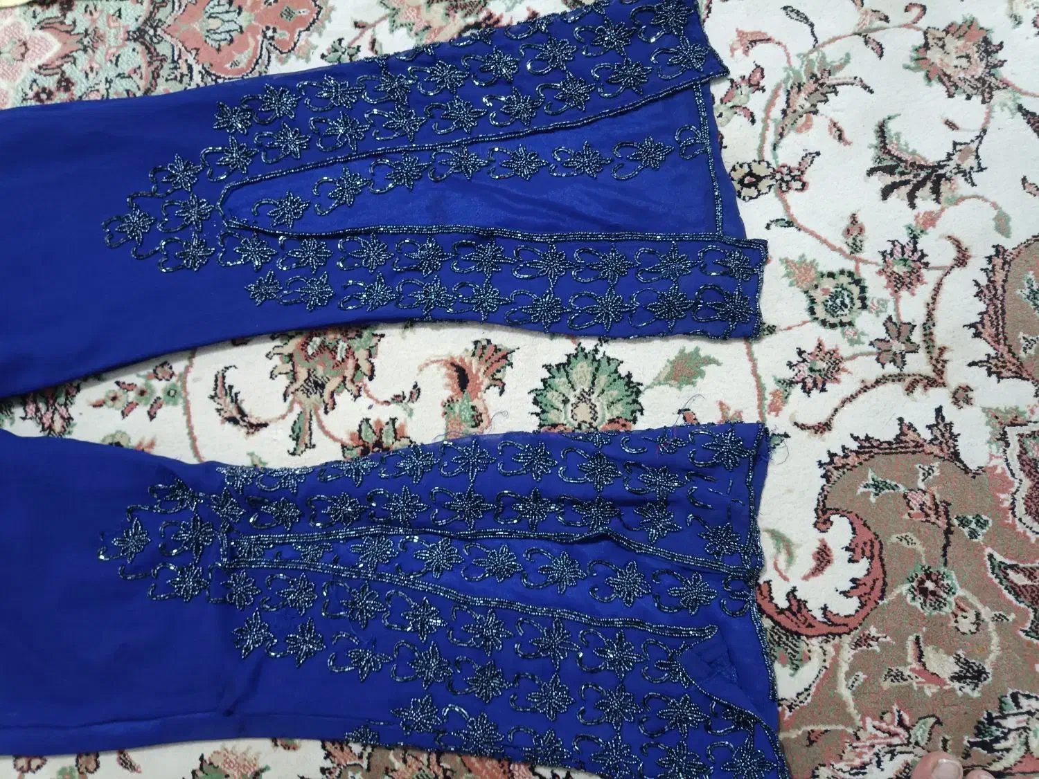 لباس هندی|لباس|مشهد, هنرور|دیوار