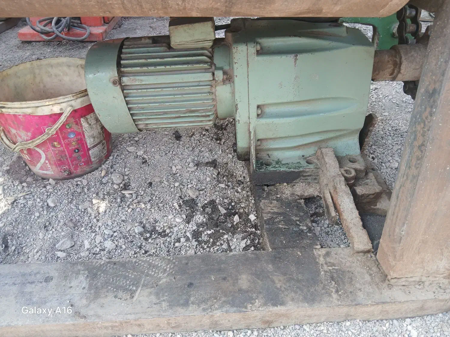 چند عدد گیربکس حلزونی نورد خم کن|ماشین‌آلات صنعتی|مشهد, رباط طرق|دیوار