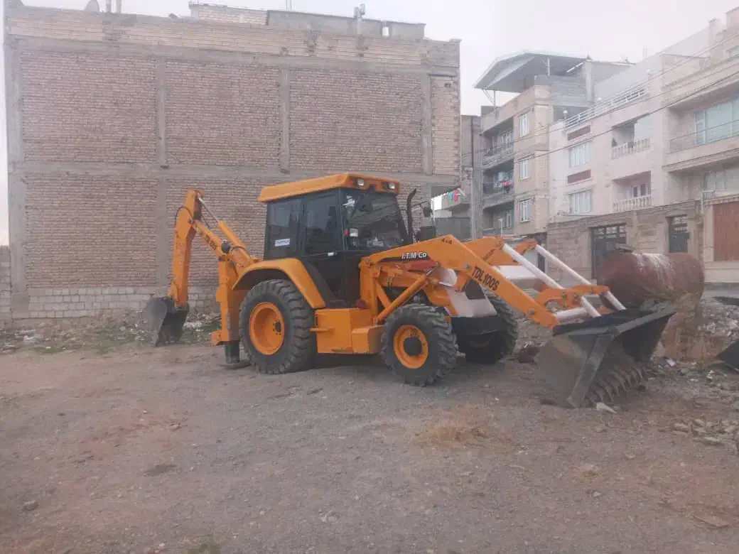 بیل ۱۰۰ ،اس مدل آخر ۴۰۲|خودرو سنگین|سقز, |دیوار