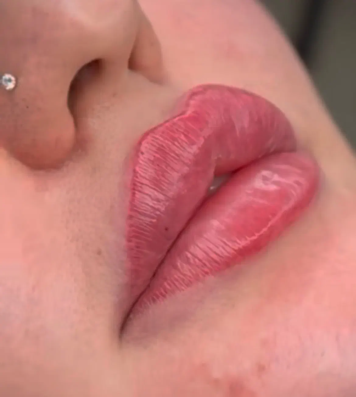 منشی زیبایی کلینیک باران (‌خوب متن اگهی رو بخون )|استخدام درمانی، زیبایی، بهداشتی|همدان, |دیوار