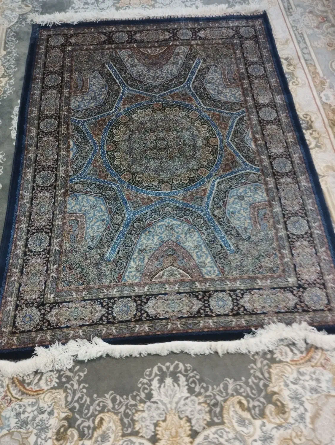 فرش تمام ابریشم|فرش|کرج, فاز ۳ گوهردشت|دیوار