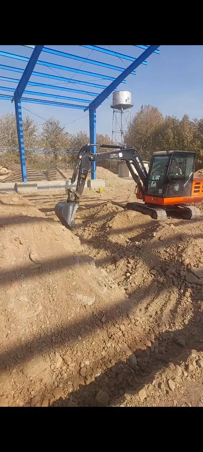 خاکبرداری گود برداری مینی بیل بابکت|خدمات پیشه و مهارت|آبیک, |دیوار