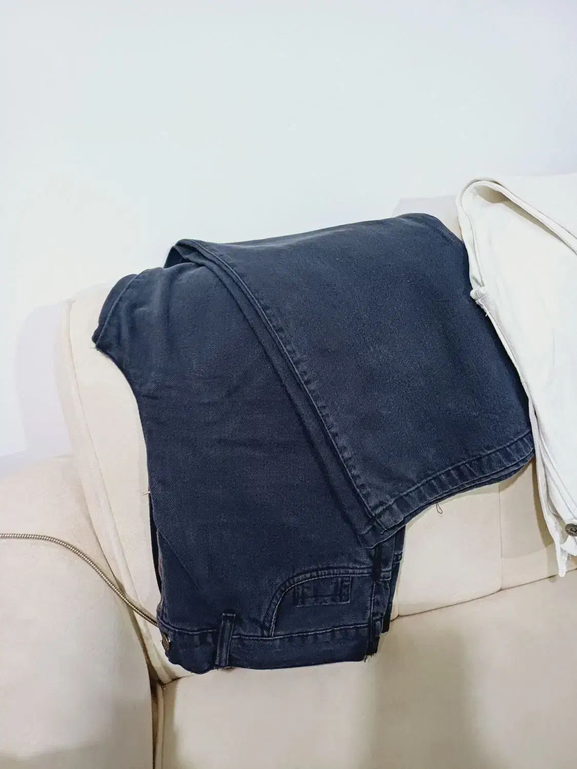 تعدادی شلوار لی دخترانه|لباس|قم, محمد آباد|دیوار