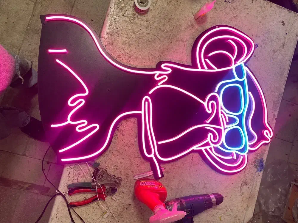 تابلو نئون و ال ای دی قیمت زیر کل ایران|فروشگاه و مغازه|سبزوار, بیهق شرقی|دیوار