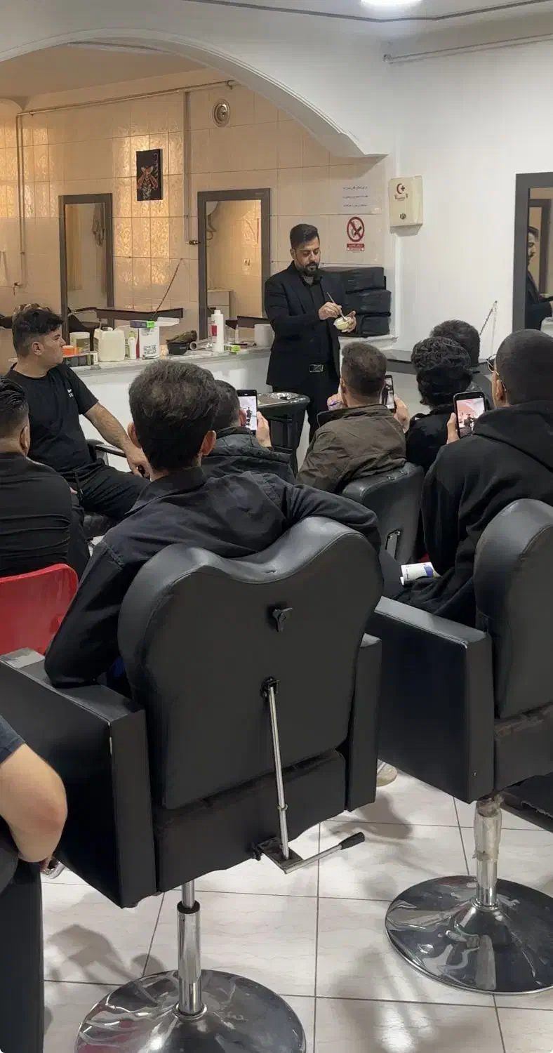 استخدام کارآموز آرایشگری|استخدام آموزشی|ایلام, |دیوار