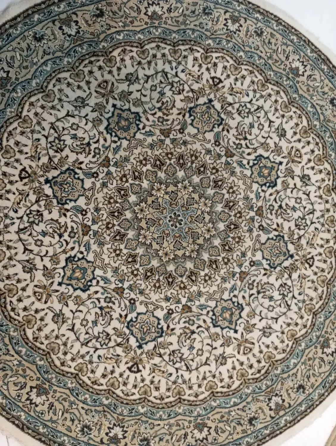 فرش مشهد|فرش|مشهد, هفت تیر (حافظ)|دیوار