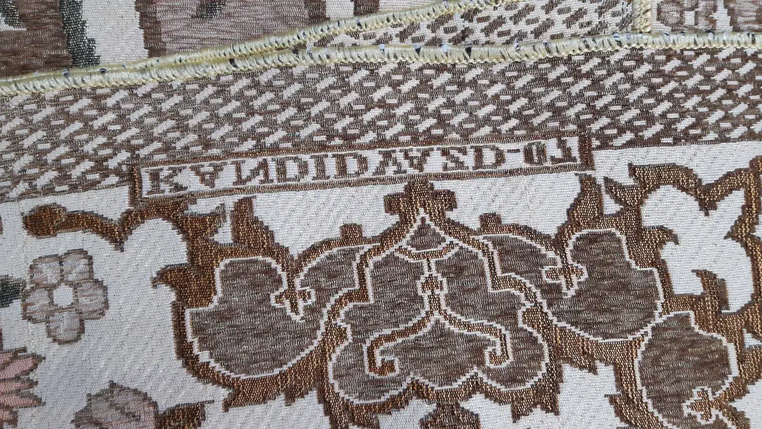 روفرشی ۱۲ متری نو مخمل|روفرشی|هشتگرد, هشتگرد قدیم|دیوار