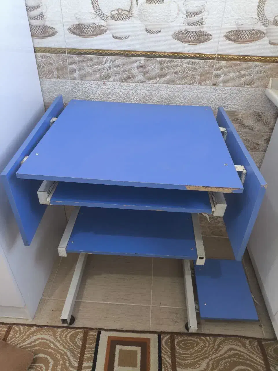 میز کامپیوتر|میز تحریر و کامپیوتر|مبارکه, |دیوار