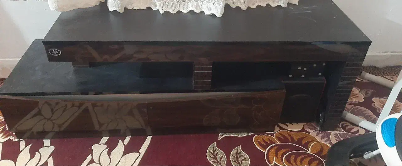 فروش مبل ۷ نفره، ساعت، میزتلویزیون|مبلمان خانگی و میز عسلی|زابل, |دیوار