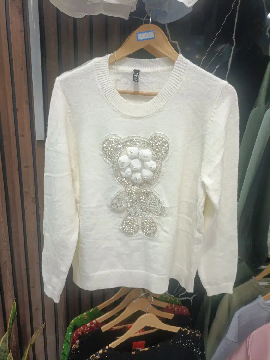 بافت گپ اروپایی دستدوزی شده|لباس|تاکستان, |دیوار