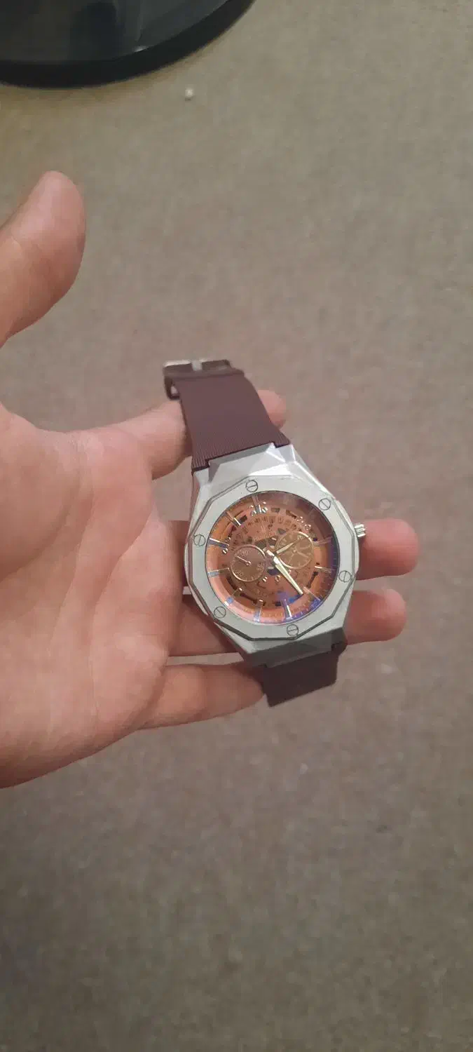 ساعت مچی HUBLOT قهوه ای|ساعت|کرمان, |دیوار