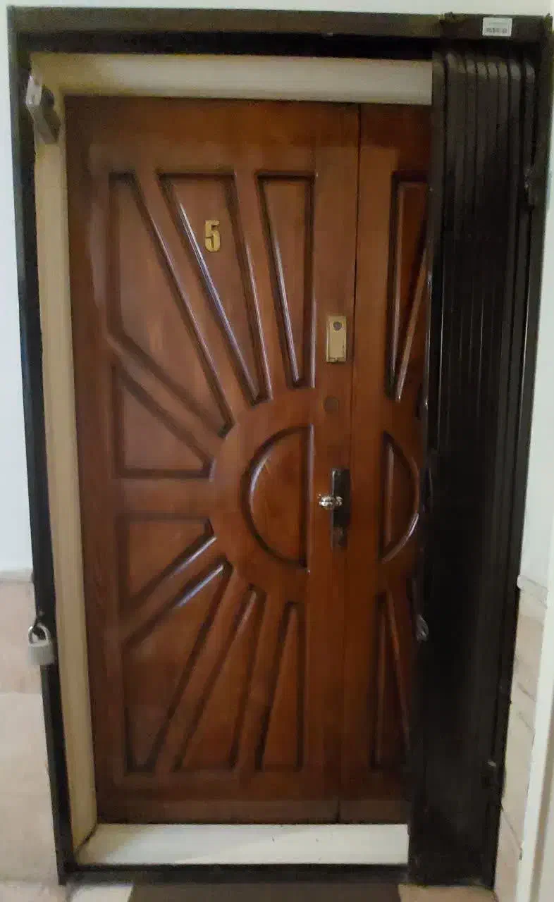 درب چوبی نراد(روسی)|مصالح و تجهیزات ساختمان|تهران, کوی بیمه|دیوار