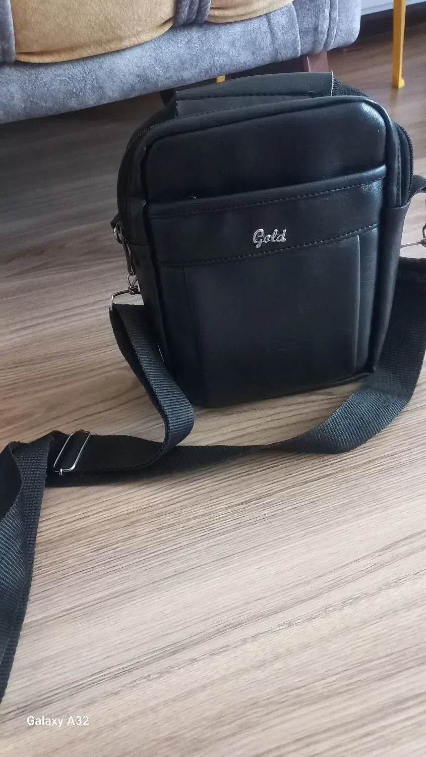 آگهی مربوط به عکس|کیف، کفش، کمربند|دورود, |دیوار