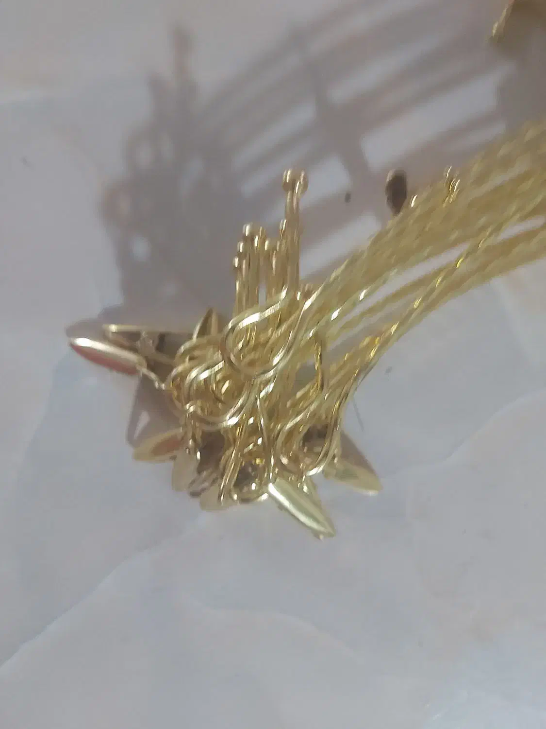 چوب لباسی|بندرخت و رخت‌آویز|مشهد, هفت تیر (نه دره)|دیوار