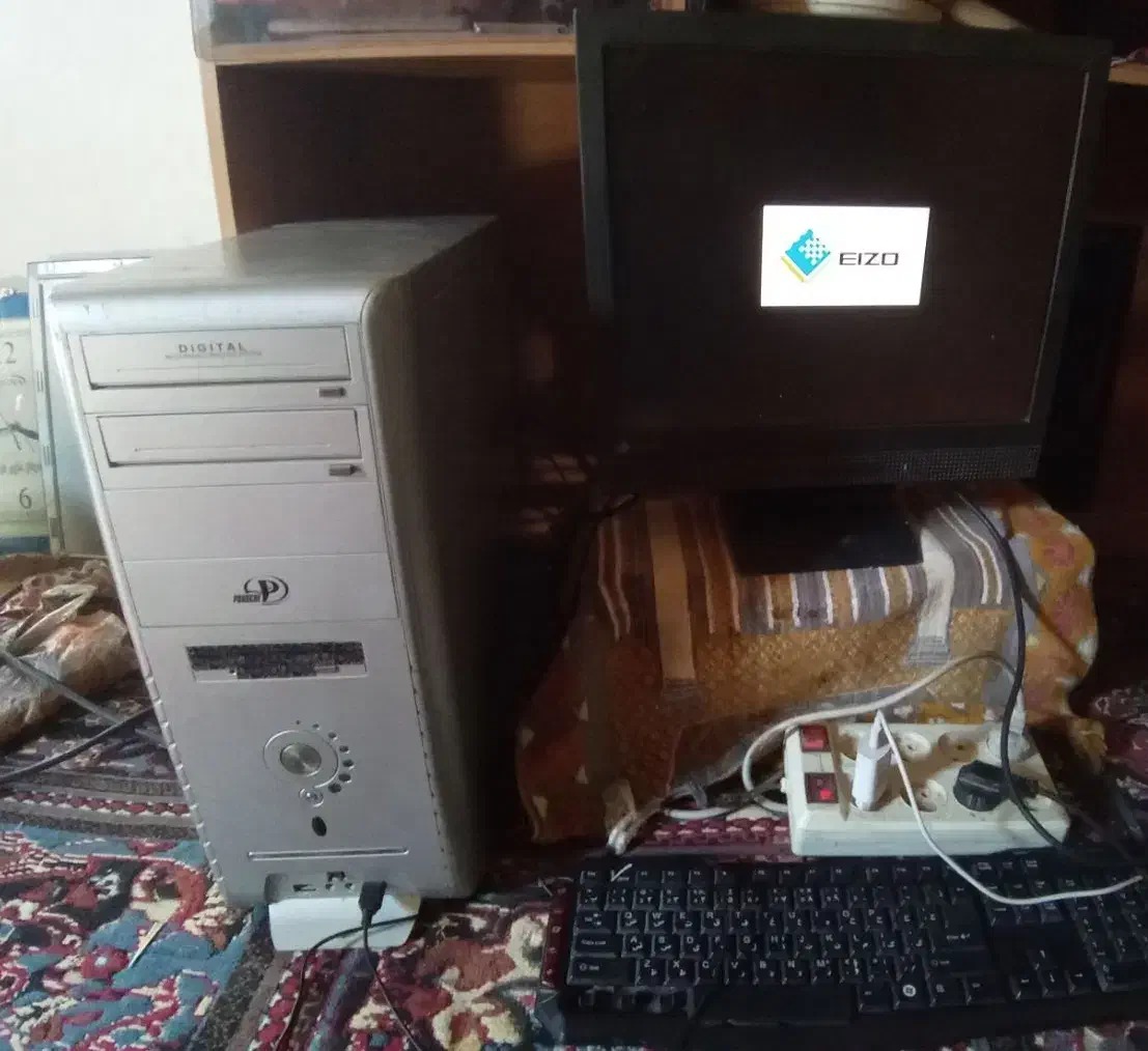 کامپیوتر وایفادار با مانیتور صدادار --روستای شندان|رایانه رومیزی|سیب و سوران, |دیوار