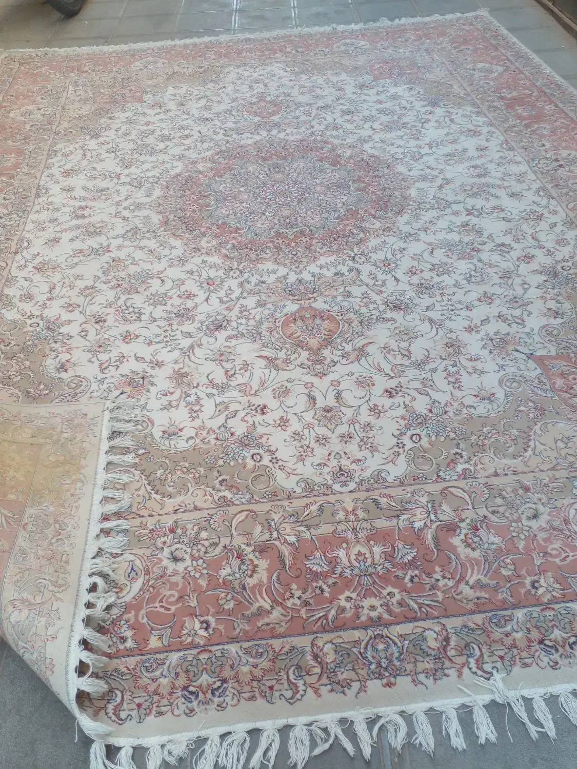 پر قماش|فرش|سبزوار, مدرس|دیوار