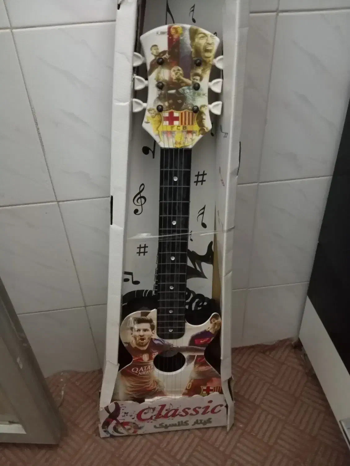 گیتار اسباب بازی نو|اسباب‌‌بازی|شاهین‌شهر, گزبرخوار|دیوار