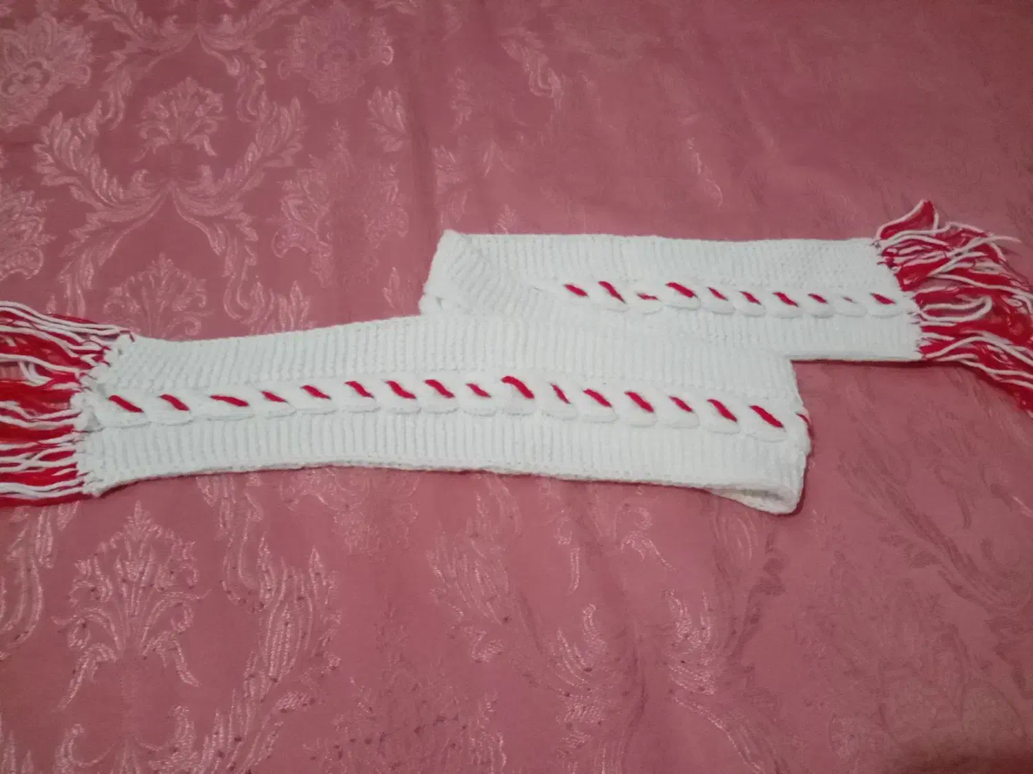 شال گردنی دستباف|کفش و لباس بچه|رباط‌کریم, رباط‌کریم|دیوار