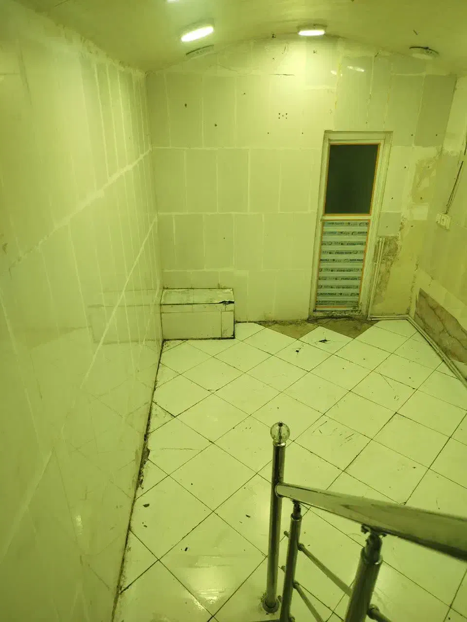 20 مترمغازه زیرزمین امام رضا 9|اجارهٔ مغازه و غرفه|مشهد, دانش|دیوار