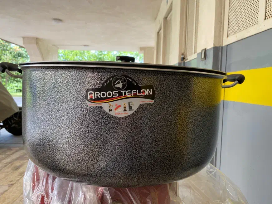 قابلمه تفلون عروس سایز ۵۴|ظروف پختوپز|سرخرود, |دیوار