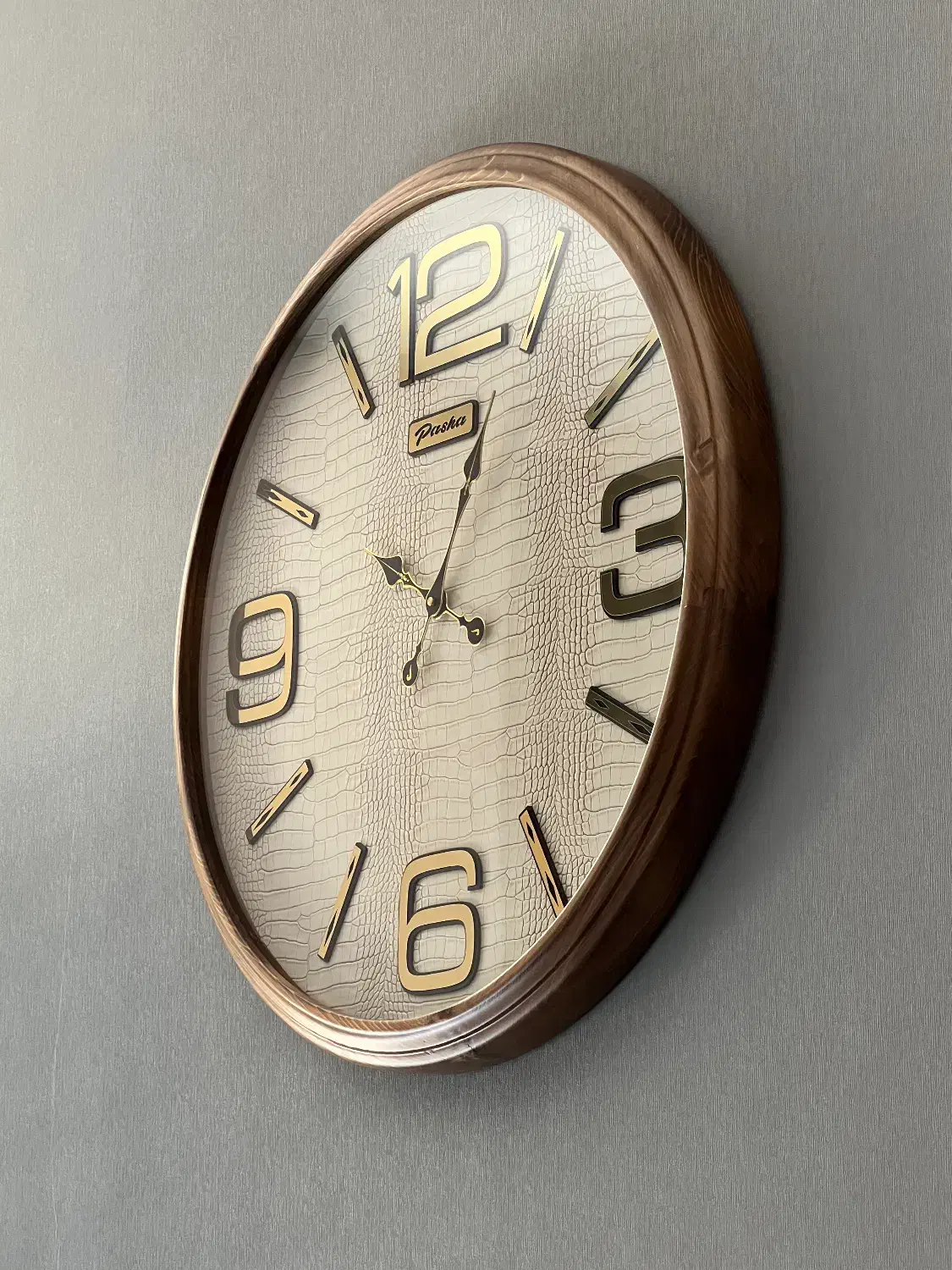 ساعت دیواری مدل لاریسا «چوب روس» قطر ۶۵ و ۷۵|ساعت دیواری و تزئینی|تهران, تهرانپارس غربی|دیوار