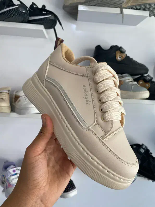 اسپرت زنانه|کیف، کفش، کمربند|بیرجند, |دیوار