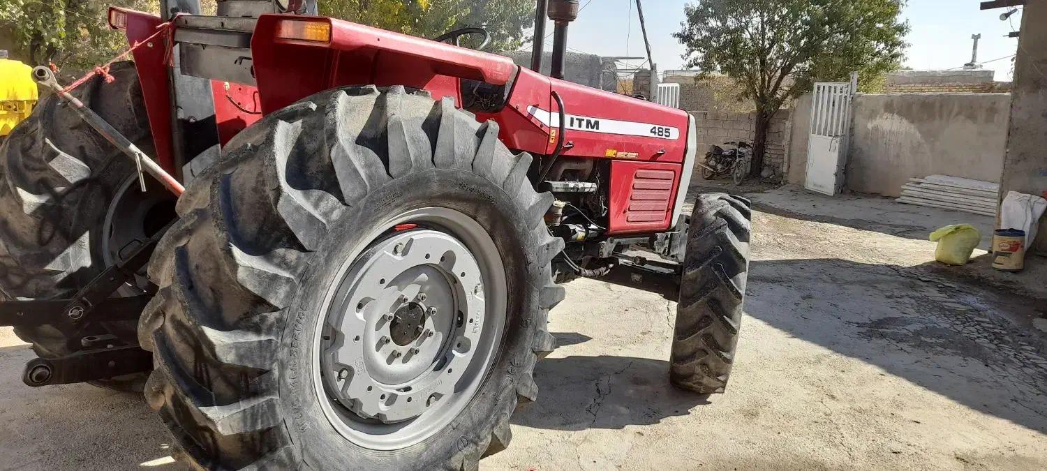 تراکتور ۴۸۵ مدل۹۸|خودرو سنگین|سردرود, |دیوار