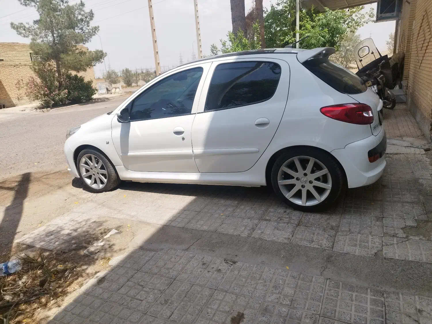 ماشین|خودرو سواری و وانت|اردستان, |دیوار