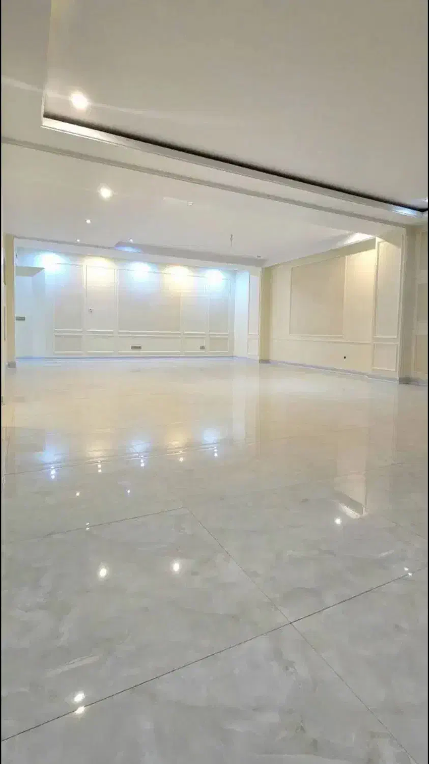 ۲۸۰ متر ۴ خواب پنت برج مجلل پارلمان دریاچه چیتگر