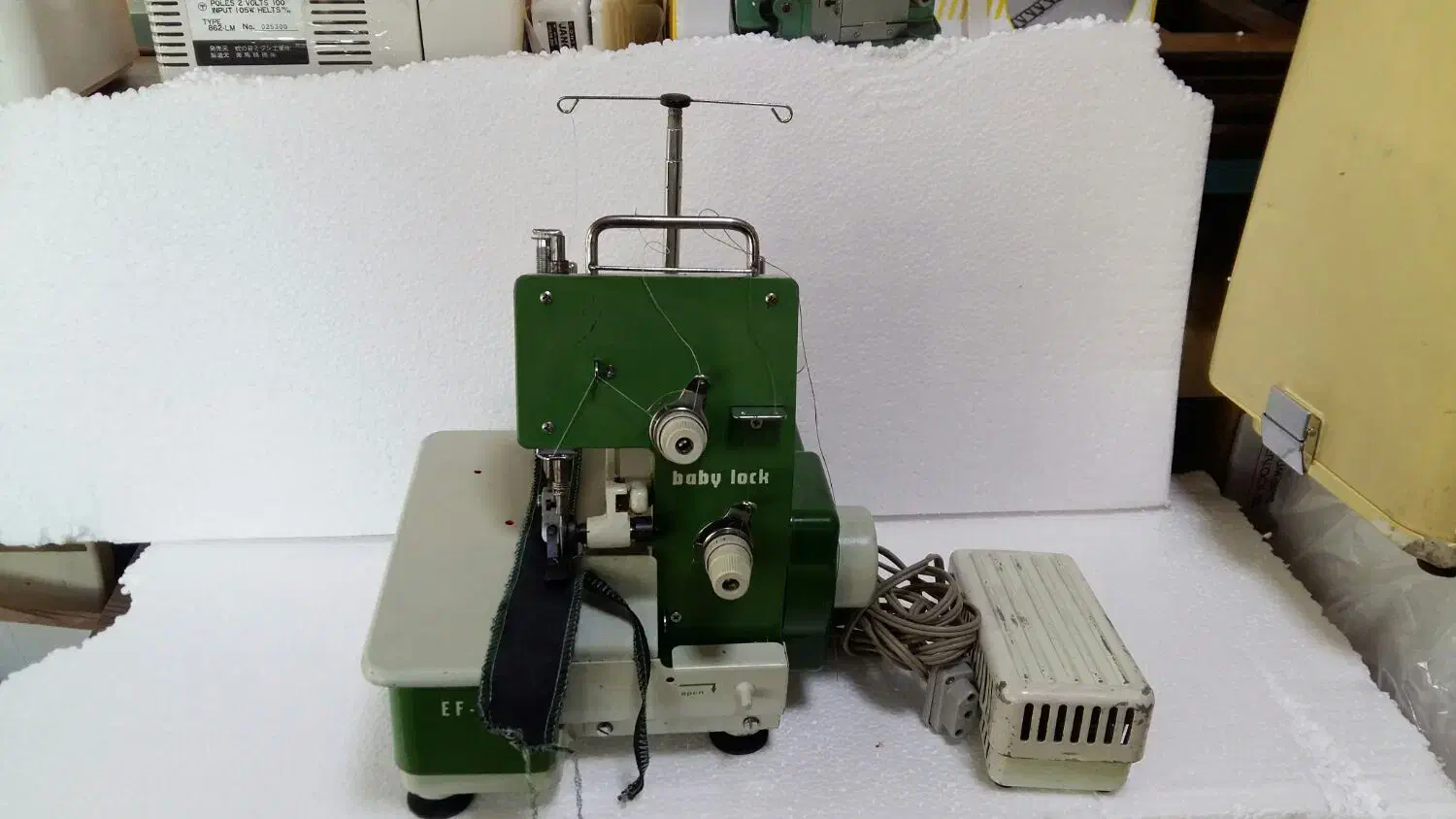 سردوز ۲ نخ ژاپنی و چرخ دو کله ژانومه|چرخ خیاطی و ریسندگی|تبریز, |دیوار