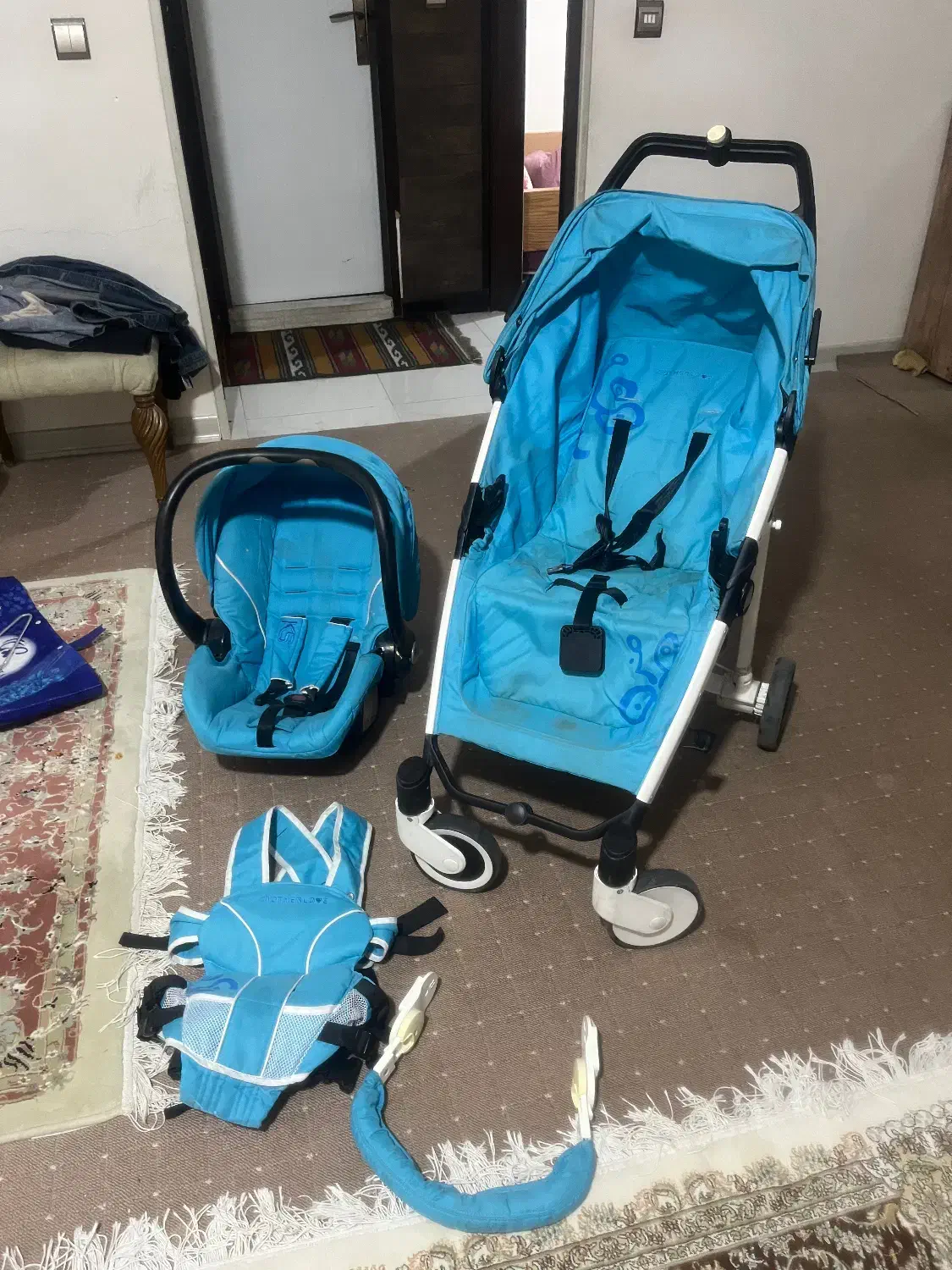 کالسکه وکریر آغوشی|کالسکه و لوازم جانبی|شاهین‌شهر, عطار|دیوار