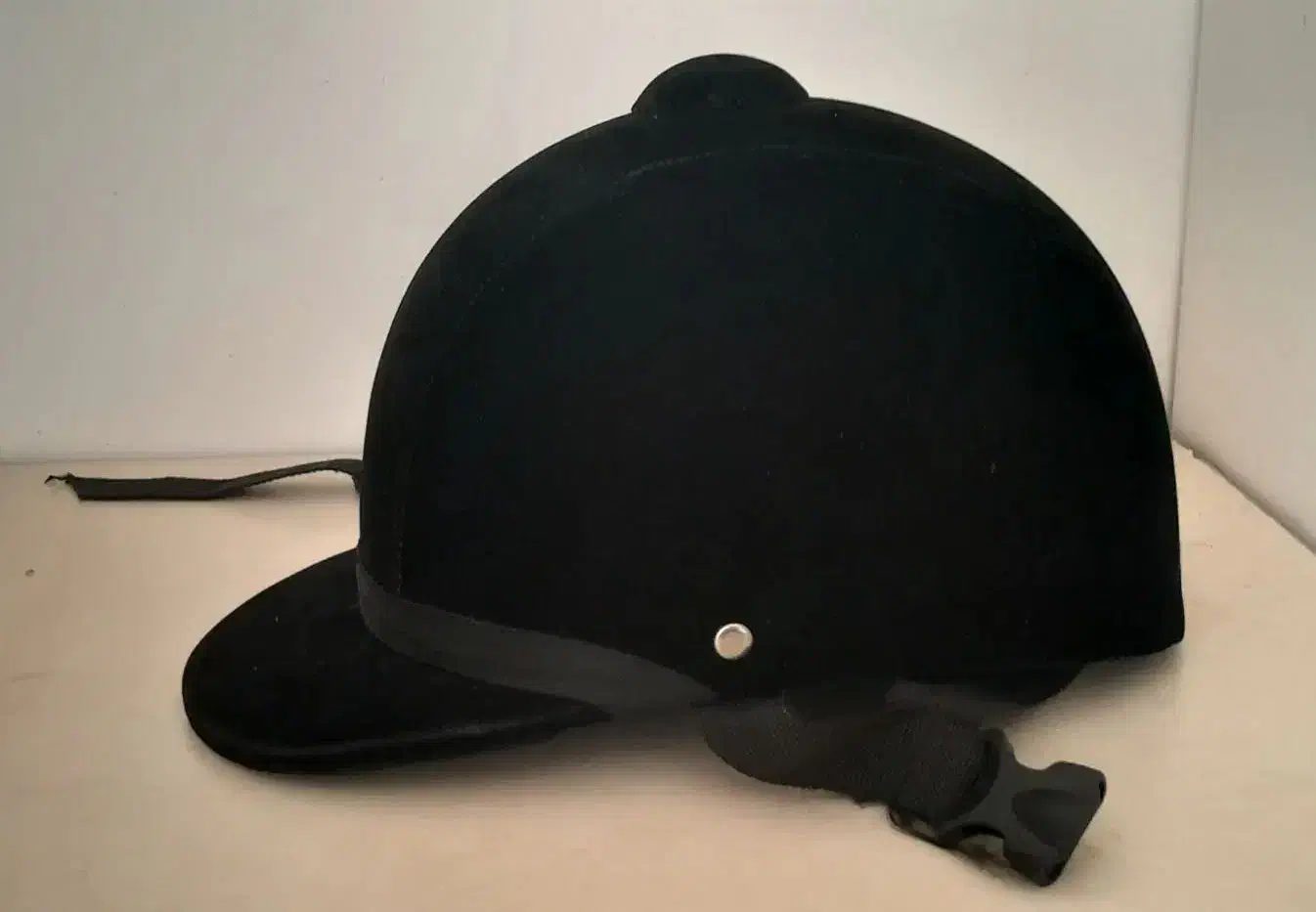 کلاه سوارکاری مدل شهاب|اسب و تجهیزات اسب‌سواری|تهران, شهران شمالی|دیوار