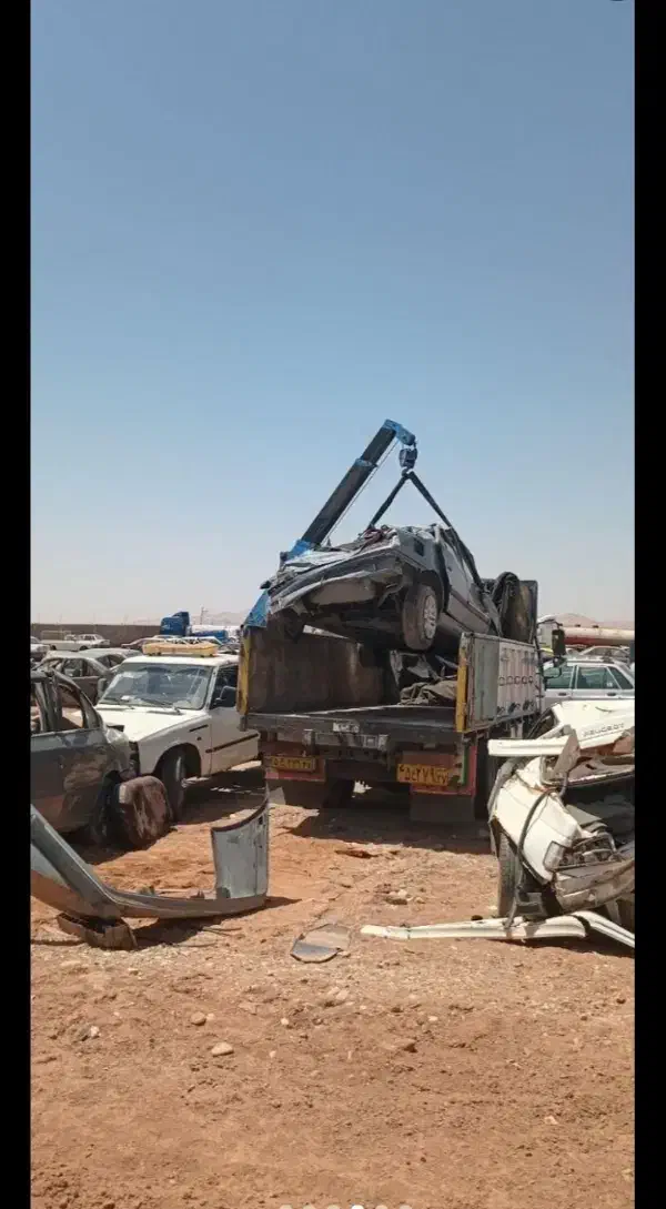 نیسان جرثقیل۲تن یدک کش امدادخودرو کفی|خدمات حمل و نقل|بیرجند, |دیوار