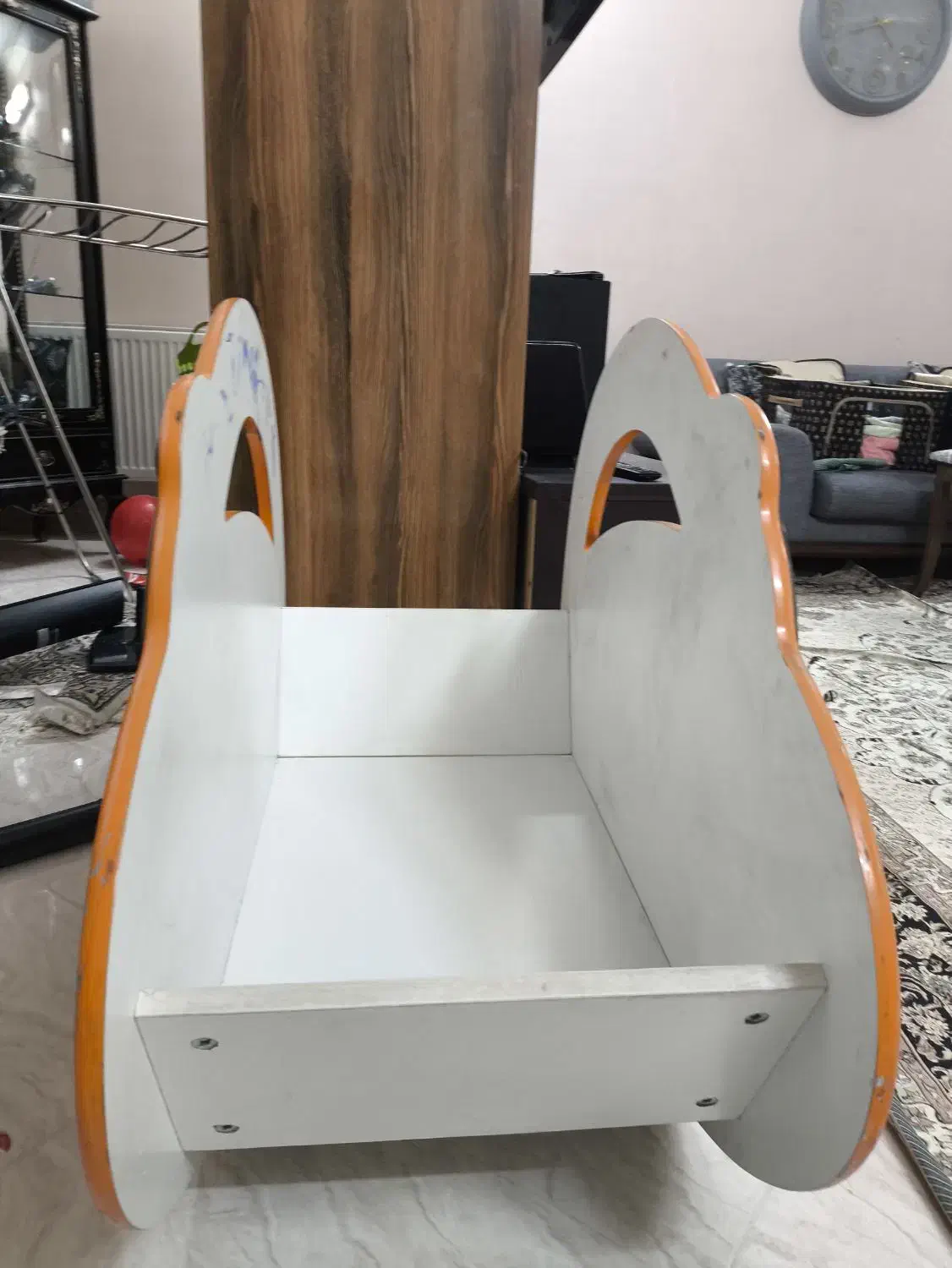 گهواره|تخت و صندلی بچه|قم, زنبیل آباد|دیوار