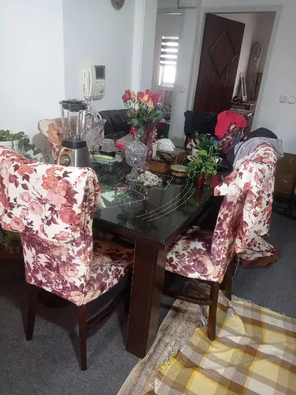 میز نهارخوری|میز و صندلی غذاخوری|رشت, گلسار|دیوار