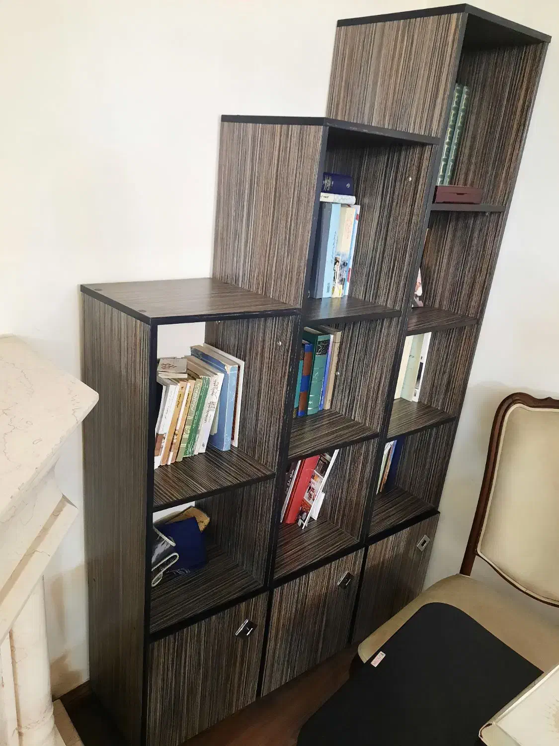 کتابخانه|کتابخانه، شلف، قفسه‌های دیواری|کرج, گلشهر|دیوار