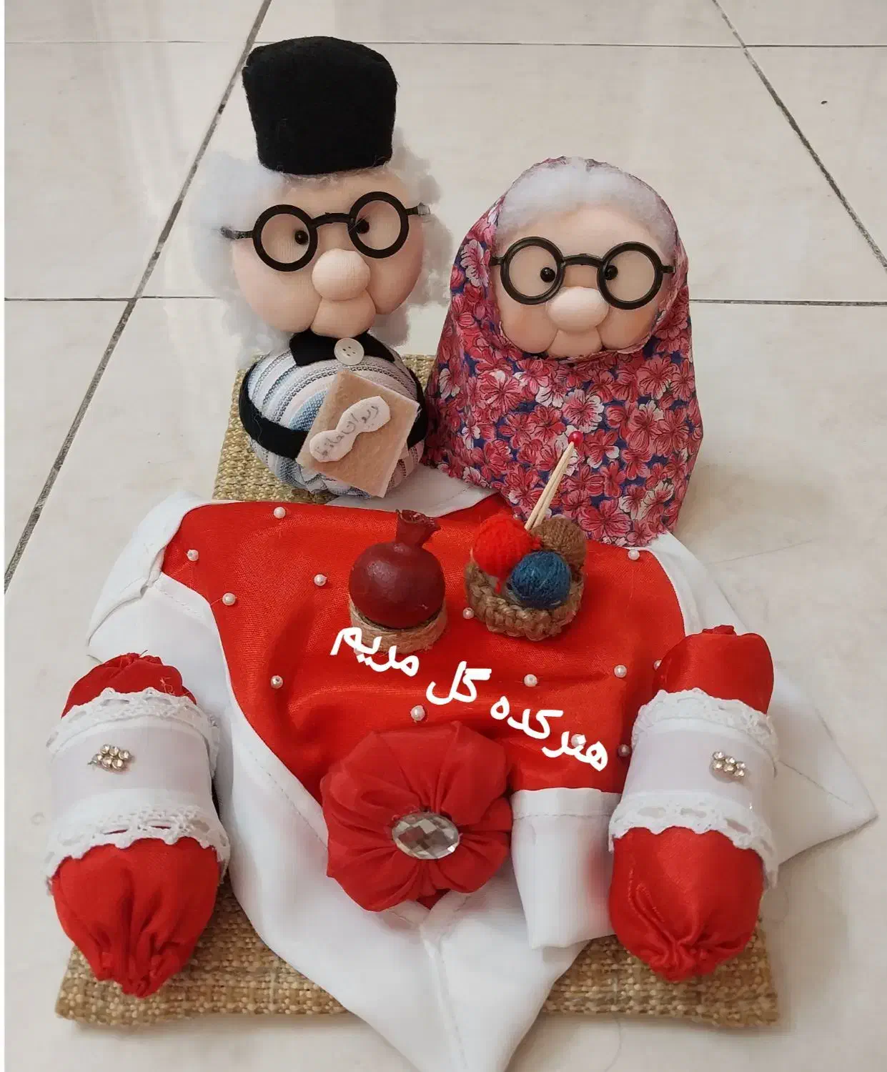 چند تکه وسایل تزئین یلدا|صنایع دستی و سایر لوازم تزئینی|اصفهان, سرچشمه|دیوار